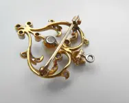 heart pin 3.webp