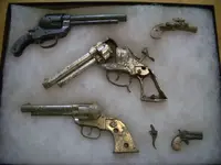 toyguns4.webp