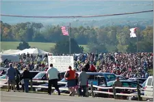 crowd.webp