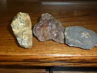 irridescent quartz 001.webp