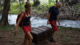 5chest-walking-900.webp