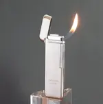 A-pipe-lighter-with-the-side-flame.webp