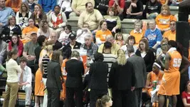 06 Coach Summitt figures strategy.webp 06 Coach Summitt figures strategy.webp