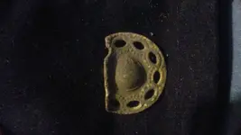 rope button front.webp