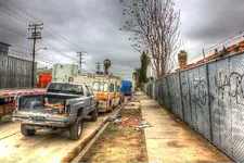 001_a_to.webp
