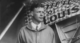 Charles_Lindbergh_and_the_Spirit_of_Saint_Louis_Crisco_restoration_with_wings_t658.webp