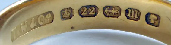 English_hallmarks_HRI-P7072089.webp