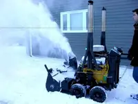 V8SnowBlower6.webp