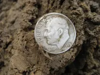 Nokta Fors CoRe 3 Silver Dimes and Quarter 012.webp