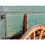 mitchell_columbus_wagon_det_1.webp