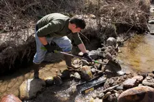 David-feeding-sluice-2.webp David-feeding-sluice-2.webp