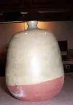 vase front.webp