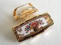 lipstick holder.webp lipstick holder.webp