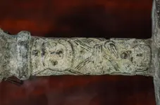 knife2.webp