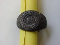 Marshall High Ring.webp