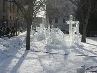 ice_sculpture02.webp