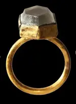 ringb.webp