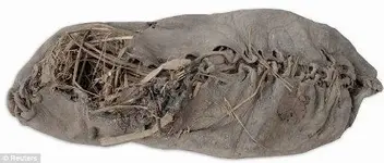 old-shoe-is-old-3.webp
