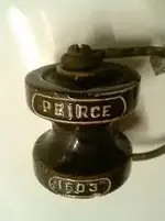 pierce insulator.webp