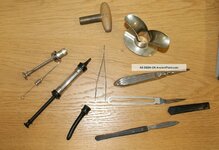 antique_medical_instruments_19th_century_early_20th_century_surgeons_tools_x_10_5_lgw.jpg