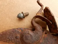 Lock & Screw 1.webp Lock & Screw 1.webp