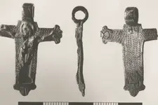 FireShot Screen Capture #171 - '13th century crucifix found in Stone village discussed at inq...webp
