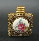2c888fb4c796611b7c8d81afffbe0f33--empty-perfume-bottles-royal-jewels.webp