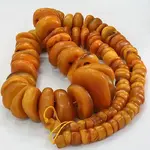 1cbfc3d6272c48e2a40bdf3bd4e01a63--amber-beads-amber-jewelry.webp