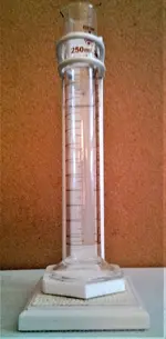 20170804_181313 Graduated Cylinder, 769 KB.webp