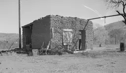 1024px-Pete_Kitchen_Ranch.webp