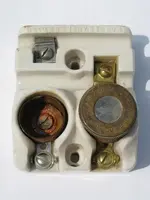 old-antique-early-Edison-socket-fuse-holder-mica-window-fuse-1901-patent-date-Laurel-Leaf-Far...webp