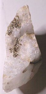quartz-sample-c7a.jpg