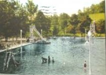 ALLEGHENY COUNTY MCKEESPORT,PA- RAINBOW GARDENS SWIMMING POOL PICTURE.jpg