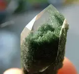Chlorite in Qyartz.webp