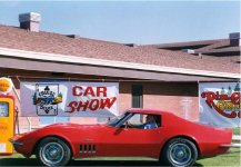 1969 Corvette Stingray.jpg