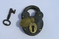 lock_padlock_marked-improved-tumbler_Ebay_837bfda17c1383d3050f51321c1d9e61.webp