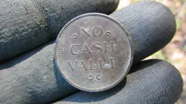 A eagle button 018.webp
