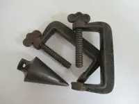 36c7094bfc8e63384808927485ba2ef8--assemblage-art-vintage-industrial.webp