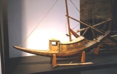 2 Luxor Museum model boat WEB.jpg