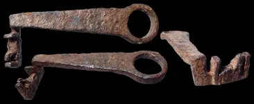 roman-iron-key-ar2316.webp