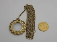 9K GOLD CHAIN AND SOVEREIGN ,DEUS.webp