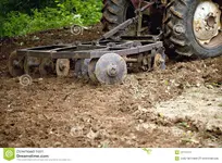 disk-harrow-garden-12781837.webp