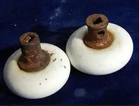 doorknob_porcelain_backview_TN_postedbyMudHut.webp