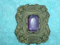 Broach 1.webp