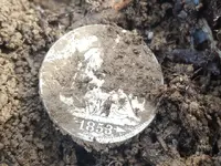 seated half 1853 dirt.webp