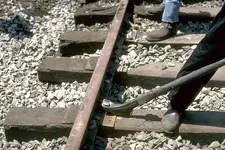 rail-spike puller.webp