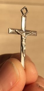 silvercrucifix1.jpg