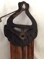 wall mounted clothes hanger 3.webp