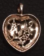 heart pendant 2.webp
