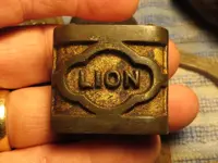 17 112517 LB House Lock Obv.webp